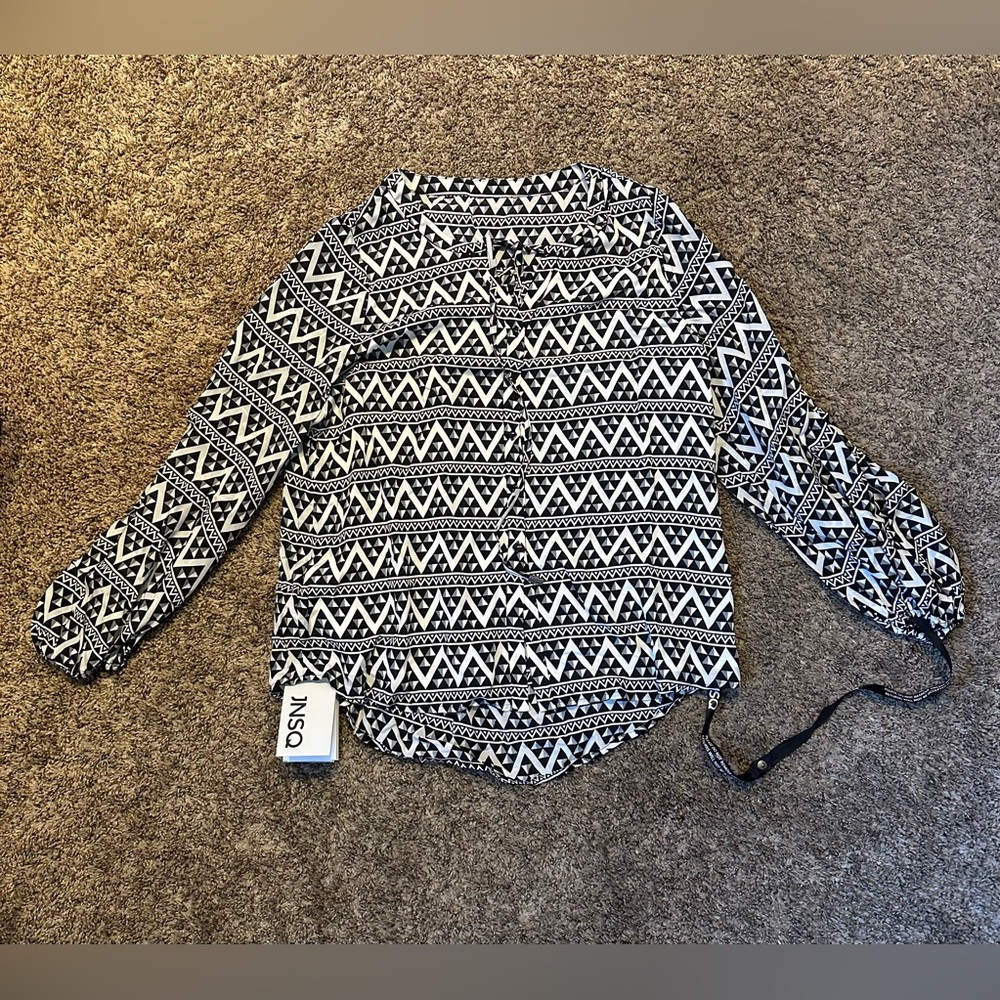 Chic Black and White Patterned Blouse